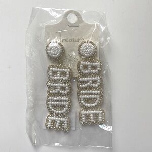 NWT Bride Beaded Dangle Earrings